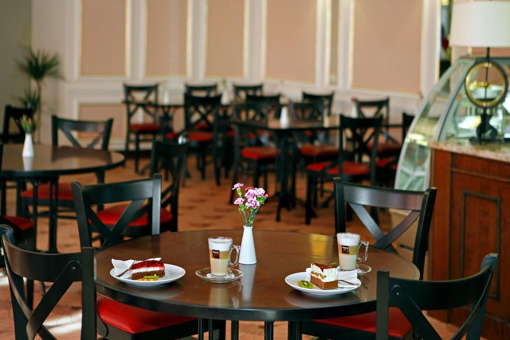 Ensana Hvězda - Imperiál - Neapol Hotel 4*